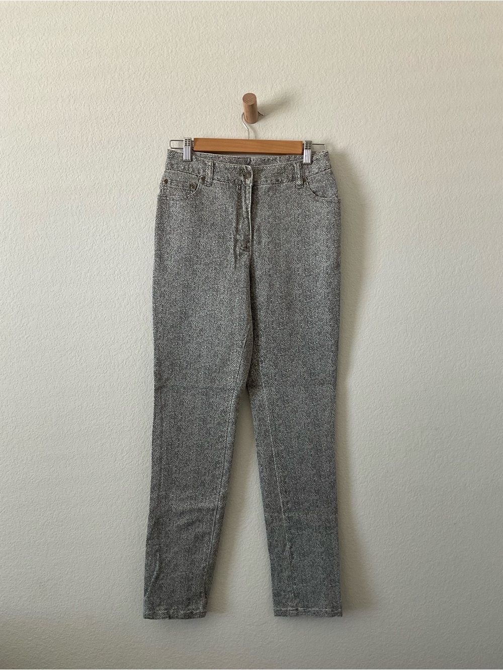 Gray High-Rise Skinny Jeans